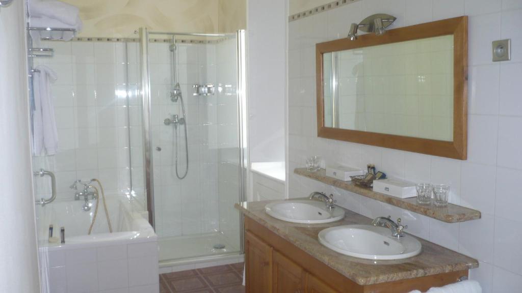 Luxury Quadruple Room,69249791:JPEG