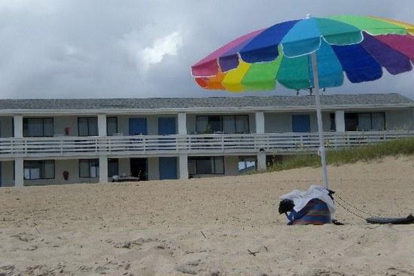 1st Floor: Oceanfront efficiency with 1 king and 2 queen beds