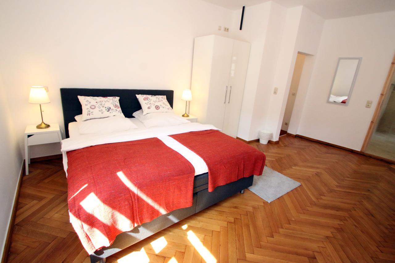 Studio Apartment Kingsize Bed annex 1OG,649692348:JPEG