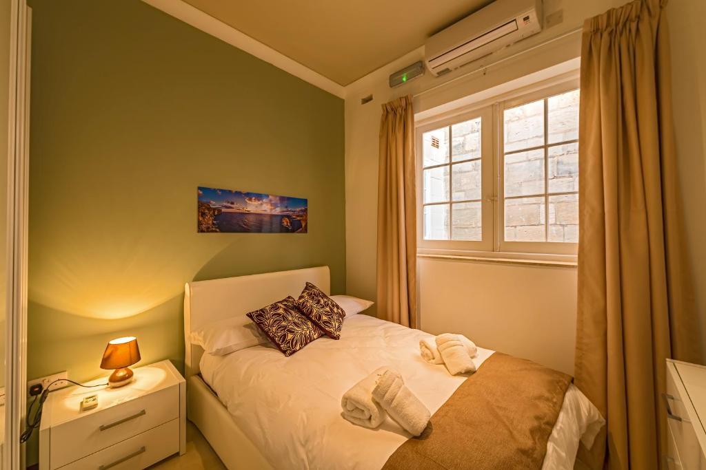Two-Bedroom Apartment Grand Harbour Sea View