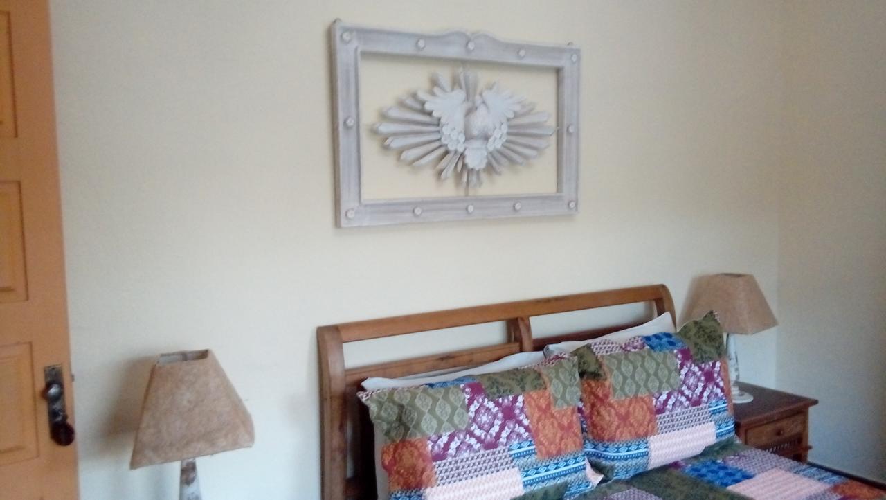 Quarto com Cama de Casal ou 2 de Solteiro com Ar Condicionado