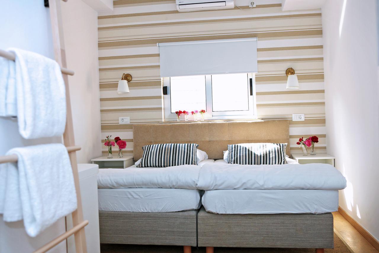 Doppel-/Zweibettzimmer ohne Balkon