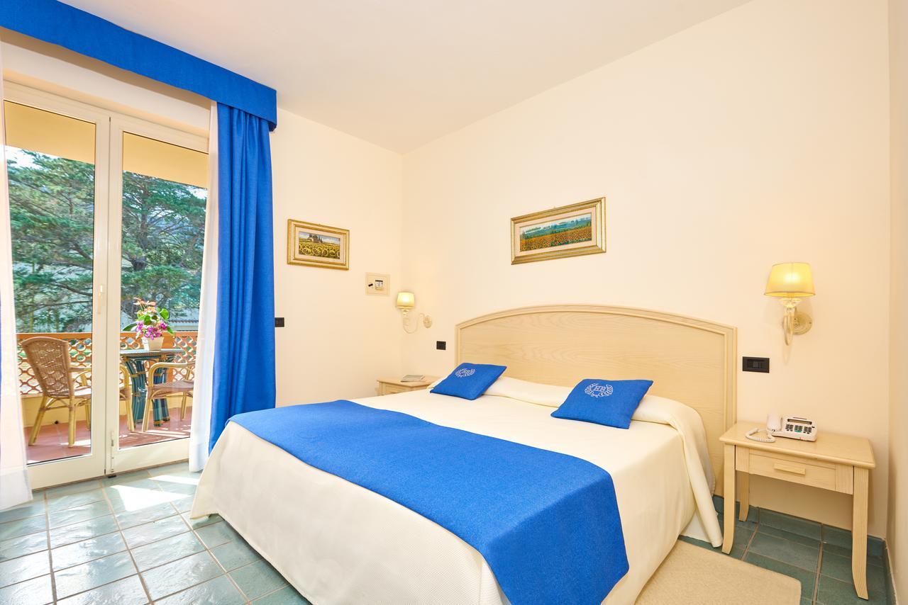 Standard Double Room,652943370:JPEG