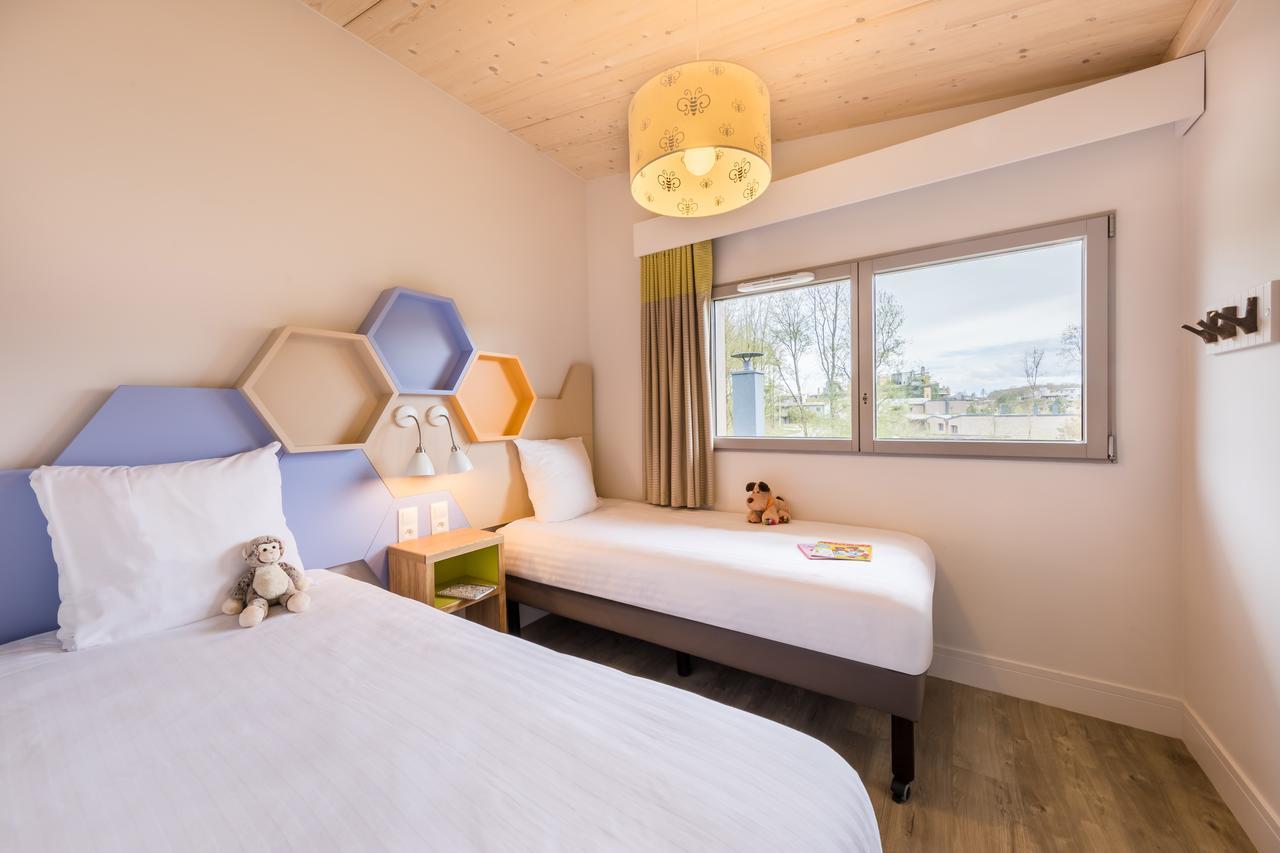 Three-Bedroom Cottage Premium,653759295:JPEG