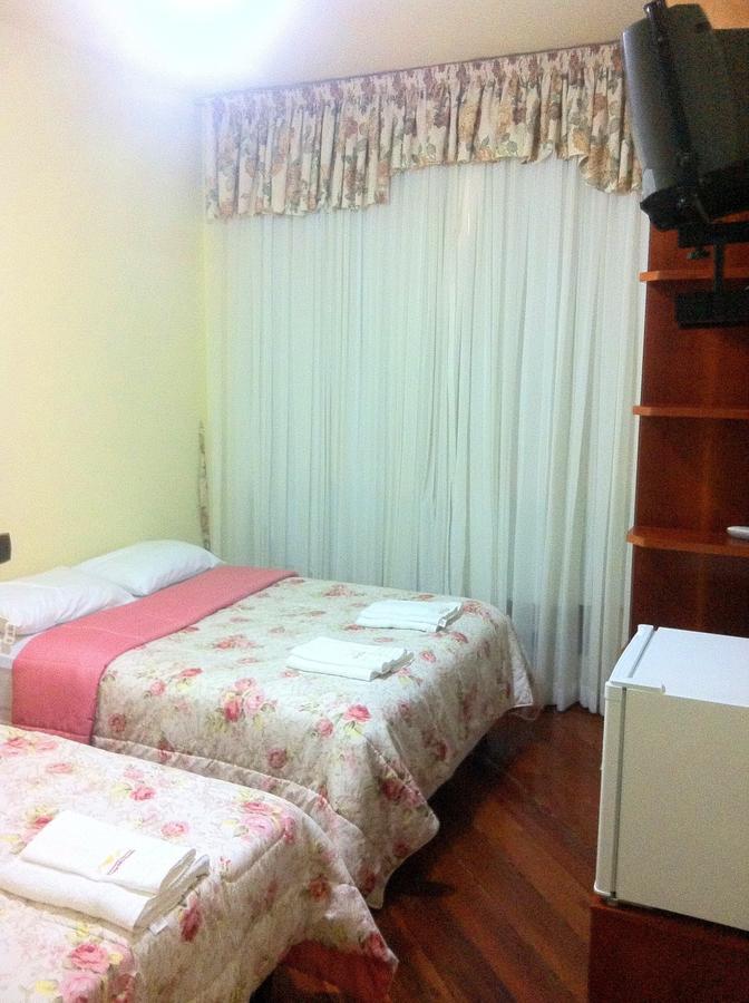 Deluxe Room,378631969:JPEG