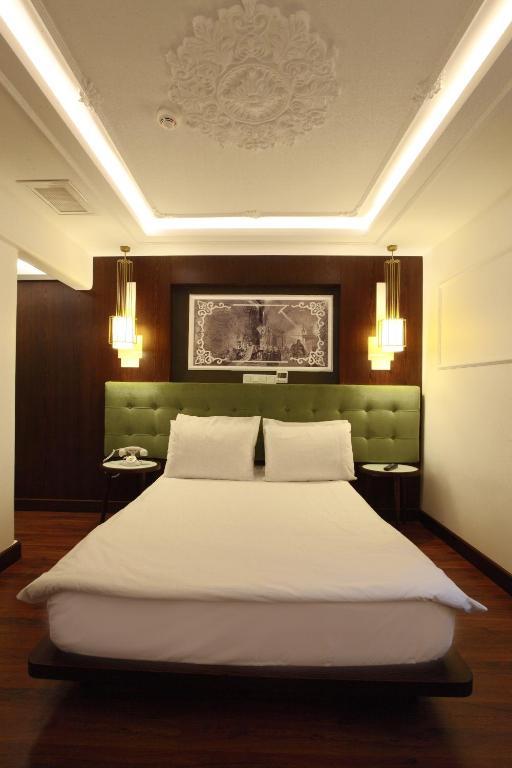 Double or Twin Room,693926049:JPEG
