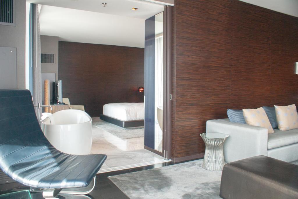 One-Bedroom Suite