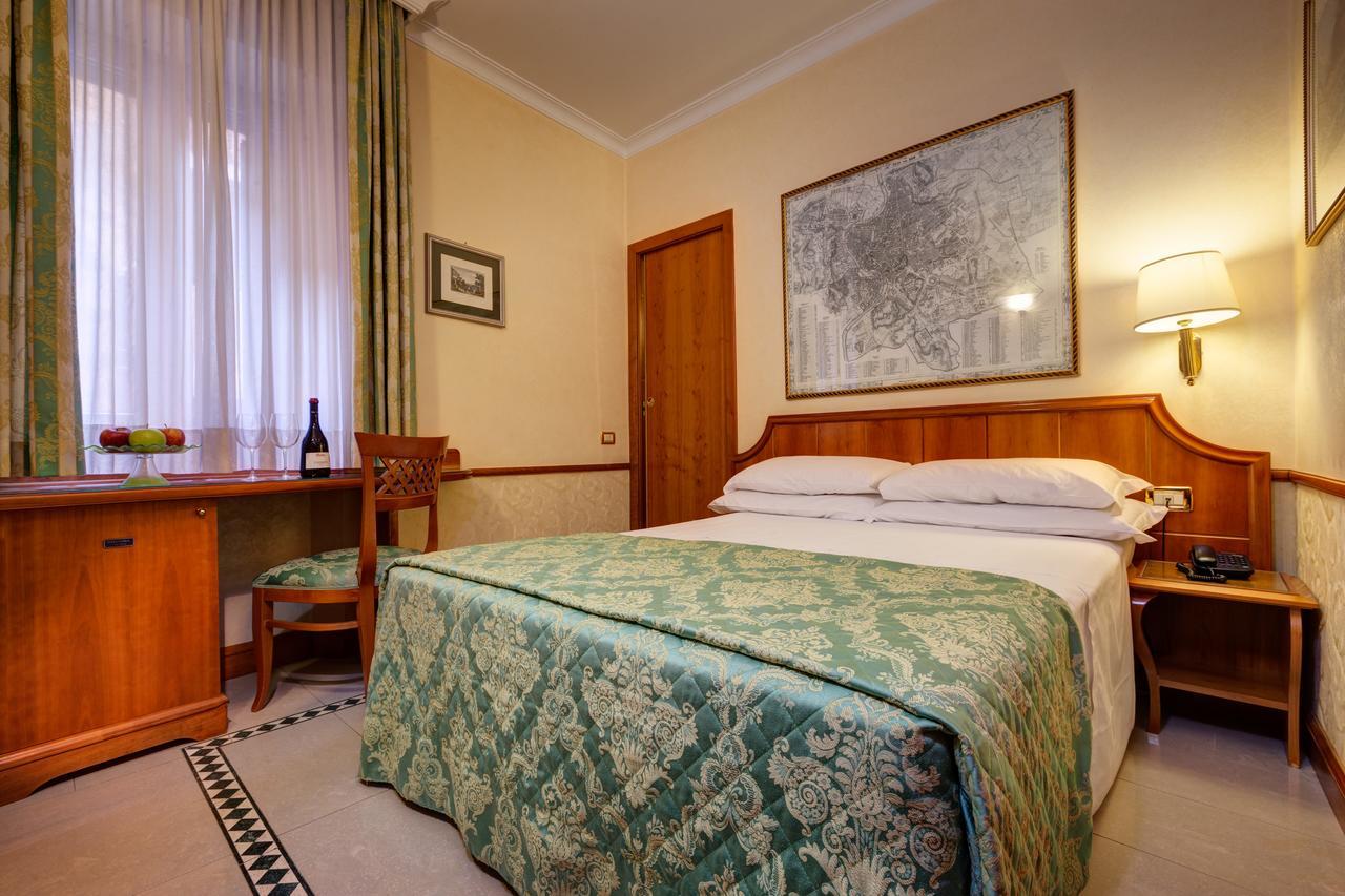 Small Double Room - French bed,655572342:JPEG