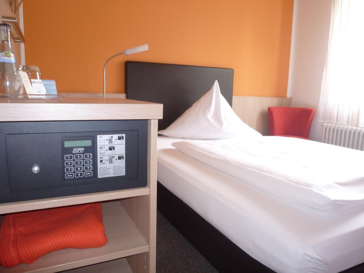 Single Room
