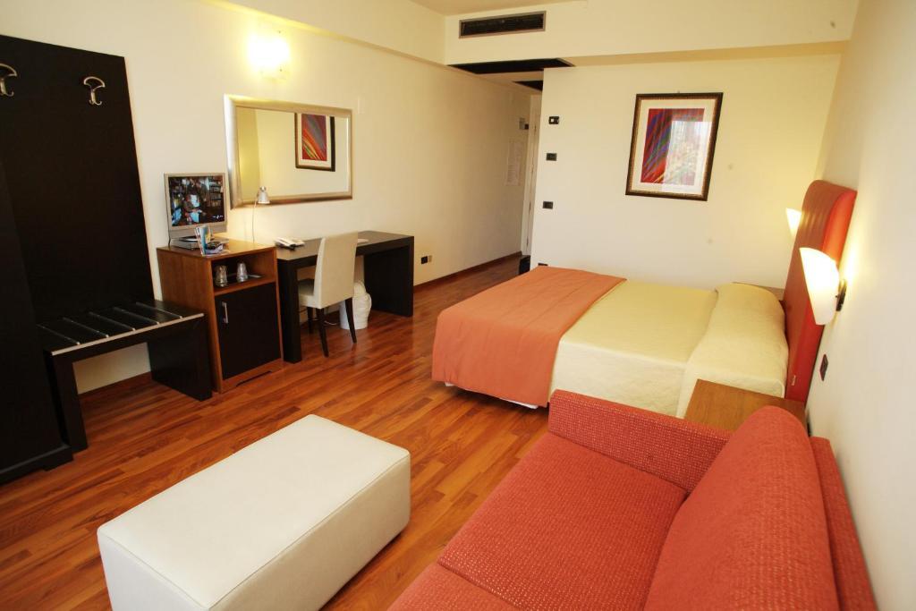 Quadruple Room,1112680932:JPEG
