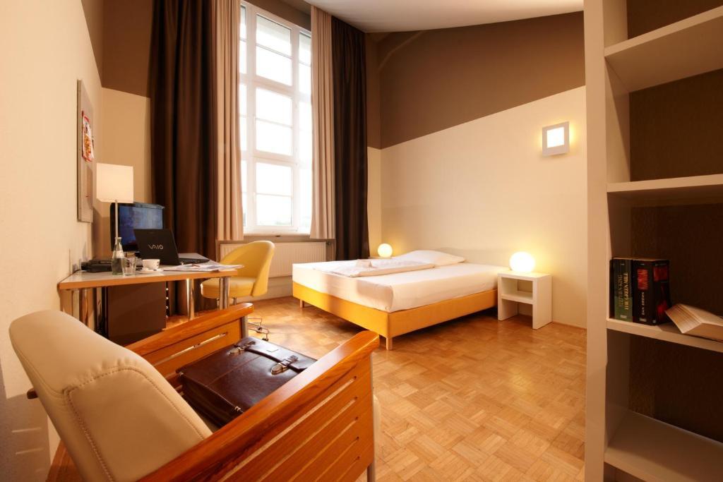 Standard Single Room,1158870944:JPEG