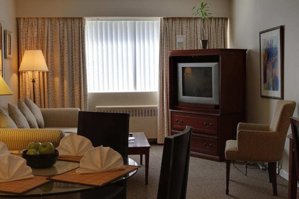 One-Bedroom Suite,65972695:JPEG