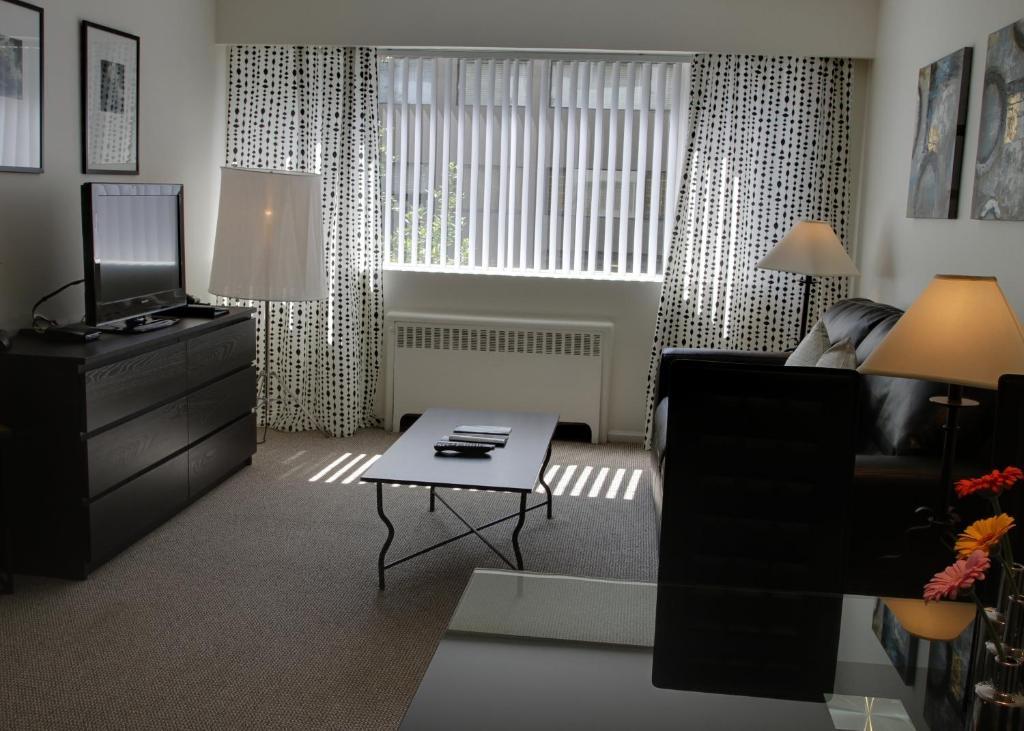 One-Bedroom Suite
