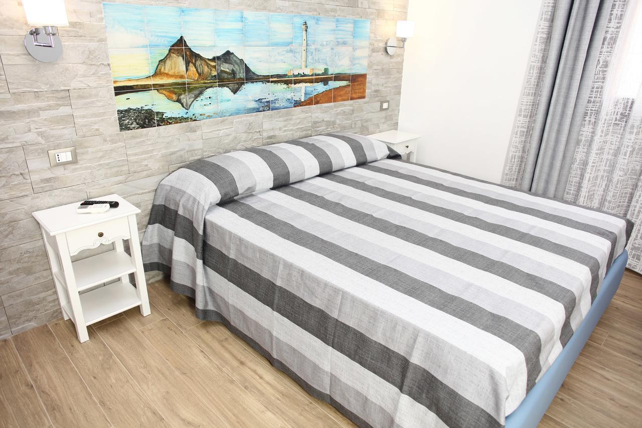 Standard Double Room,659320623:JPEG