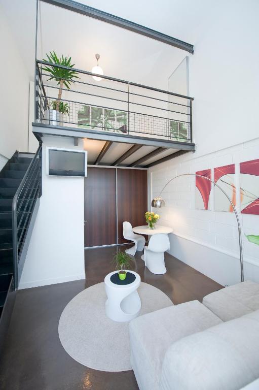 Duplex Room,1134063235:JPEG