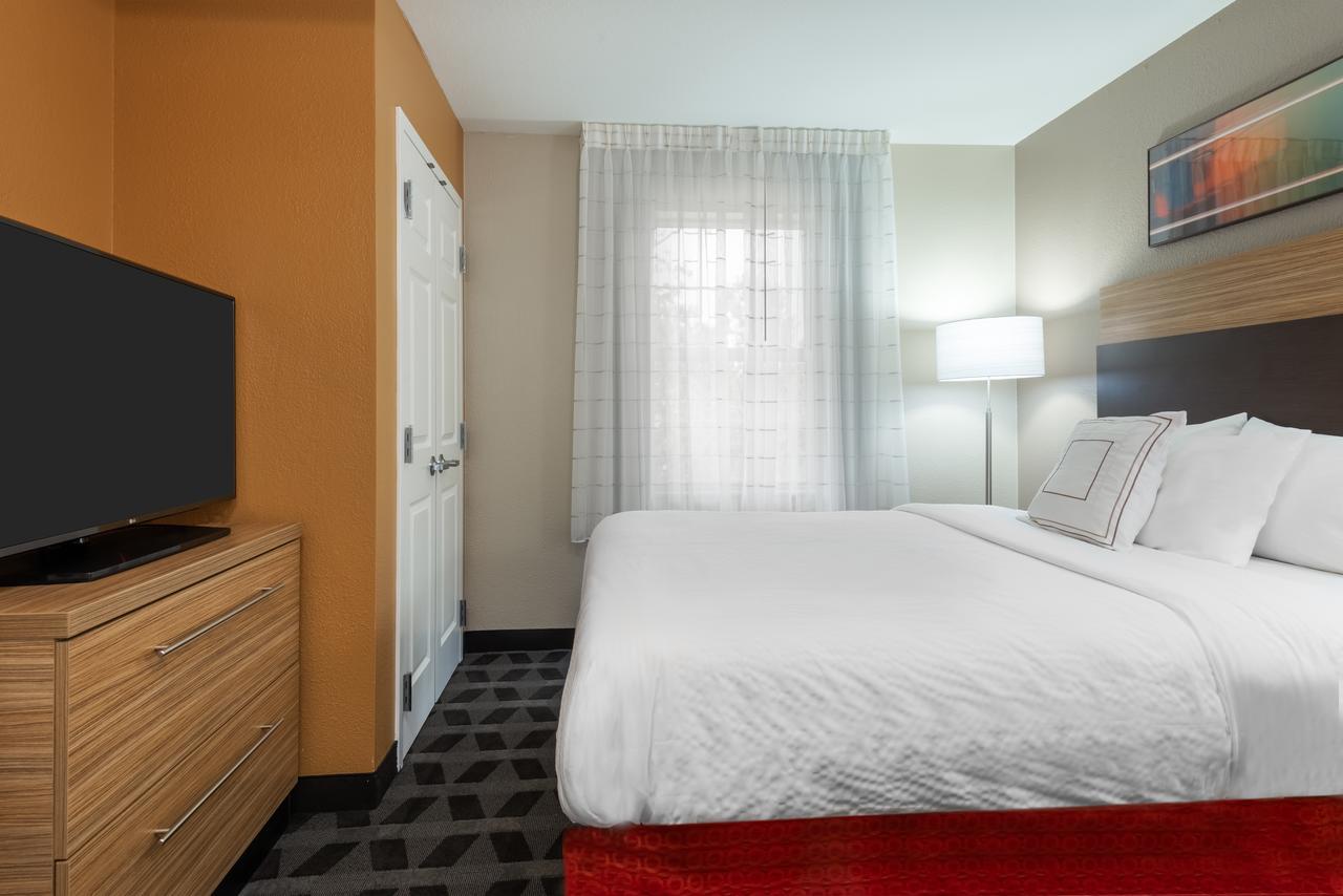 Two-Bedroom Suite,660134676:JPEG