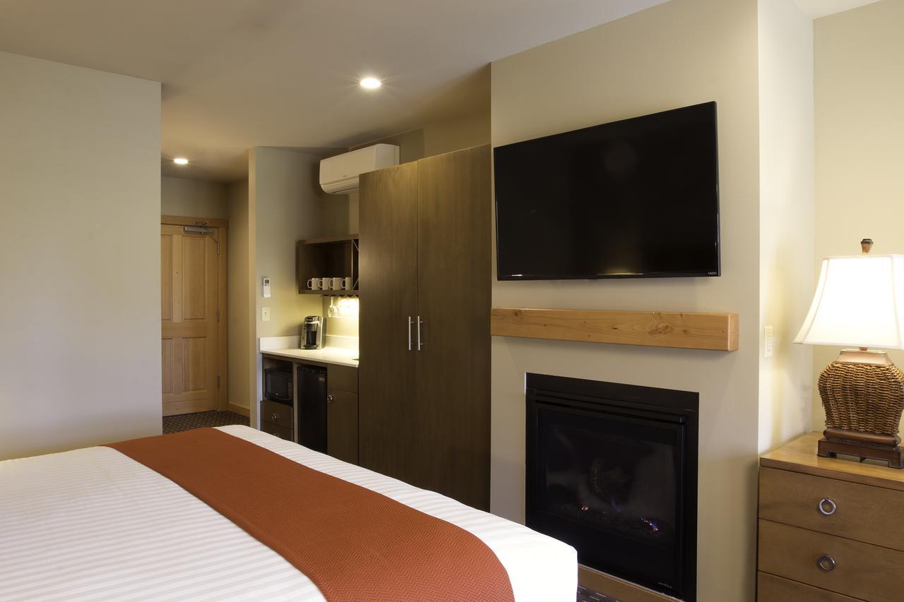 Premier Studio King Room 1st Floor Non Pet