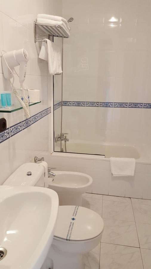 Single Room Medium,666495105:JPEG
