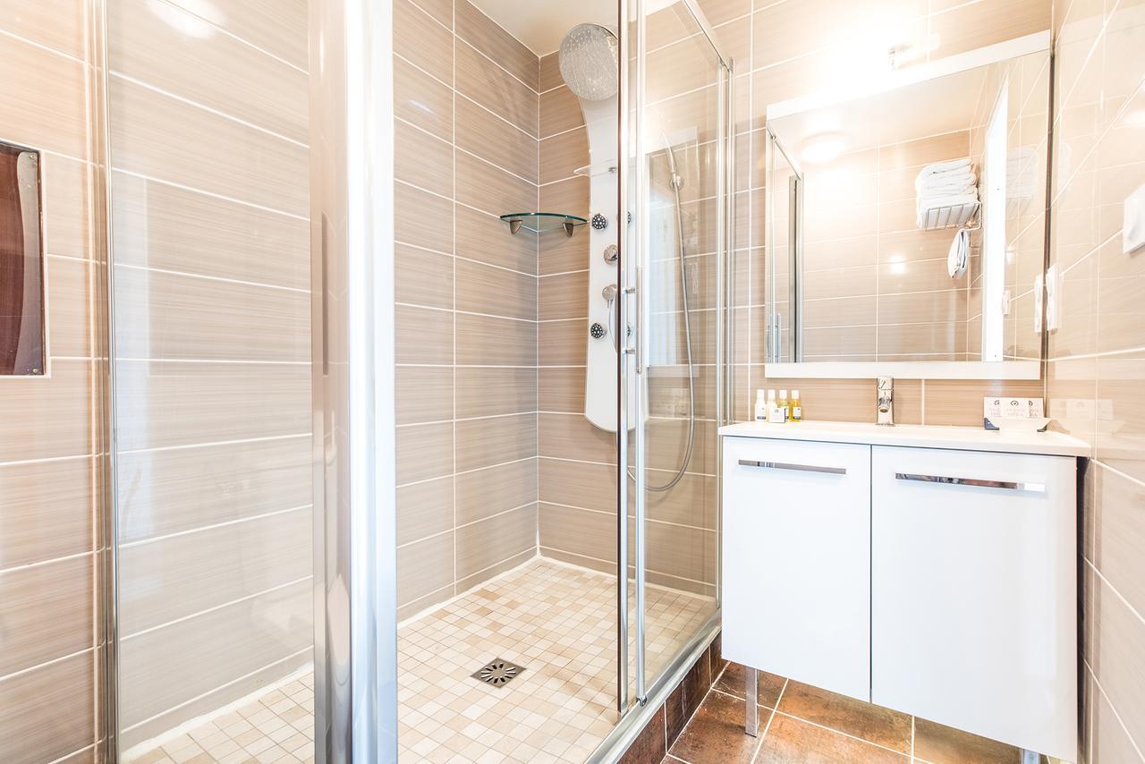 Comfort Triple Room