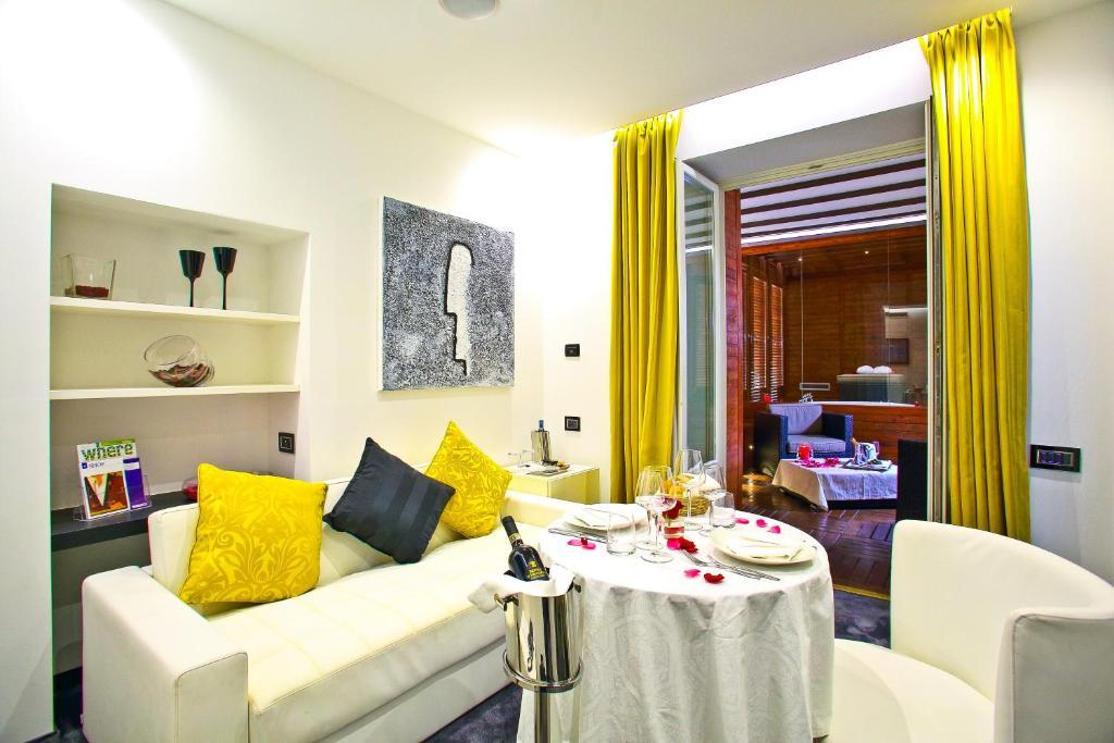 Luxury Suite