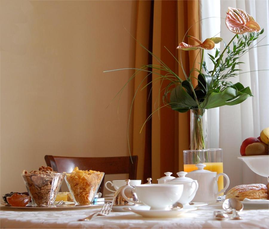 Standard Single Room