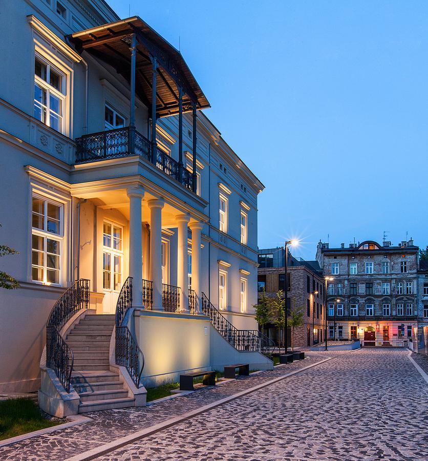 Superior Studio Apartment