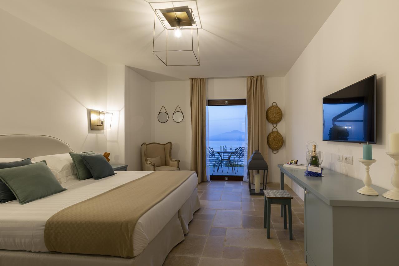 Deluxe Tweepersoonskamer met 1 of 2 Bedden en Uitzicht op Zee