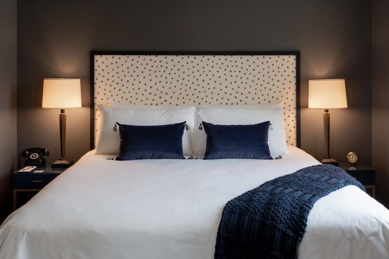 Superior King Suite