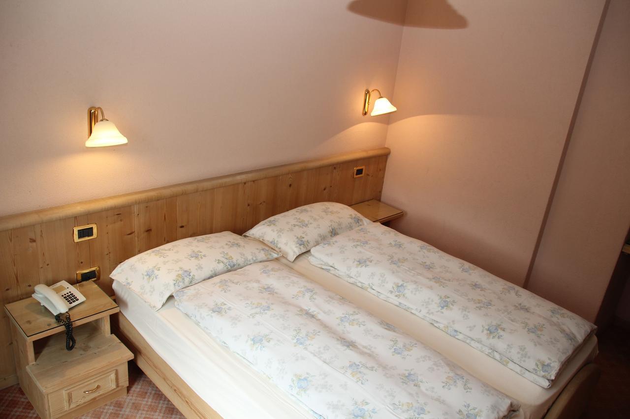 Double or Twin Room,663277662:JPEG