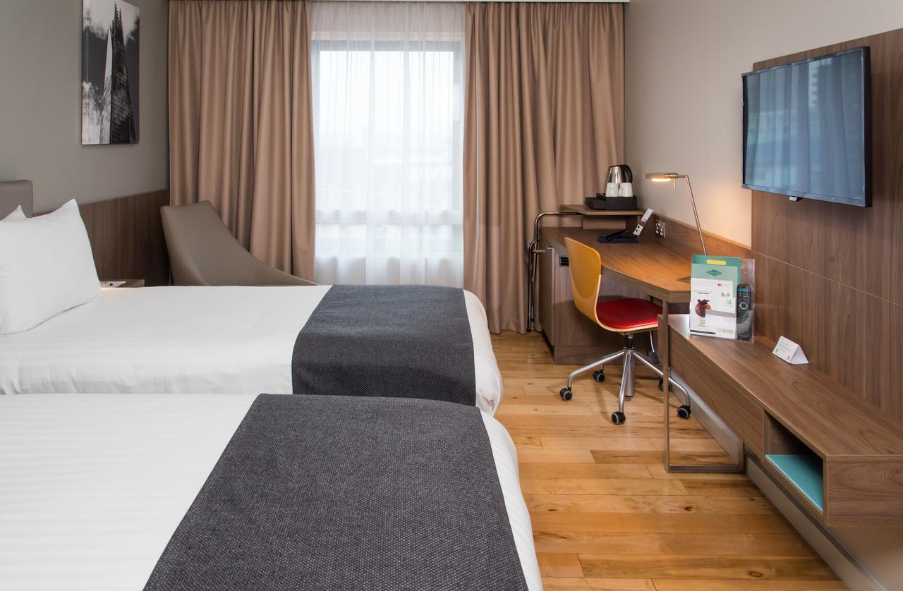 Standard Room Two Single Beds