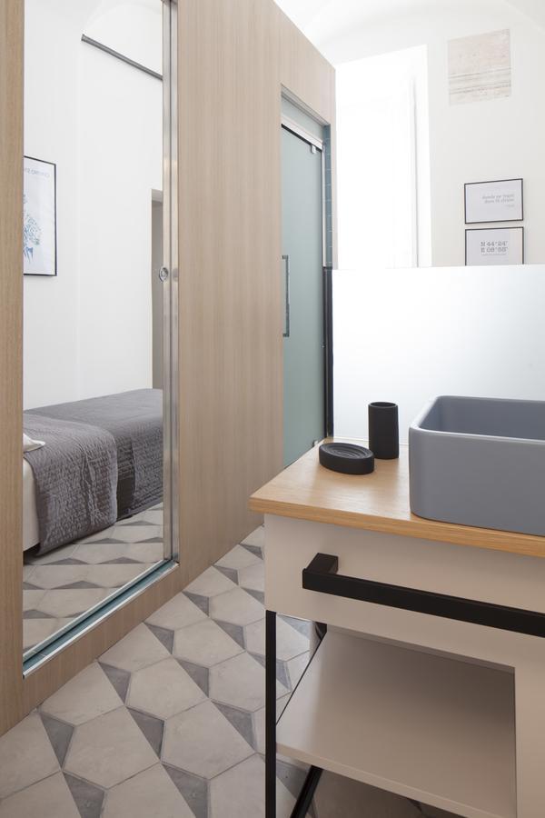 Small Single Room