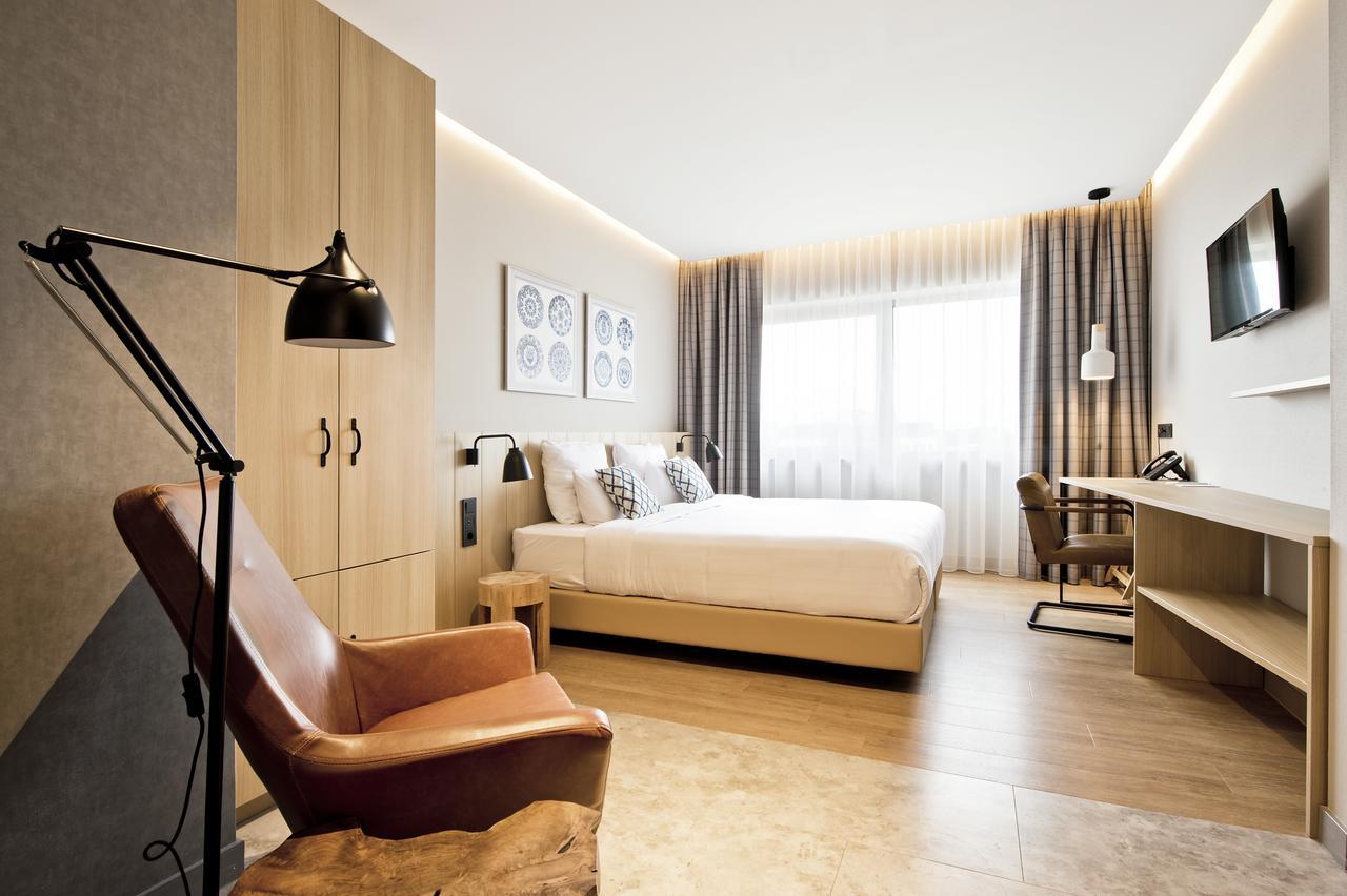 Standard Double or Twin Room,1216916611:JPEG