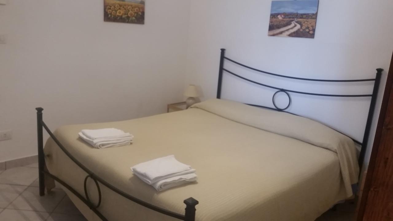 Large Double Room,663732975:JPEG