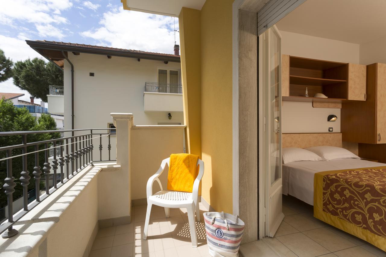 Double or Twin Room Balcony