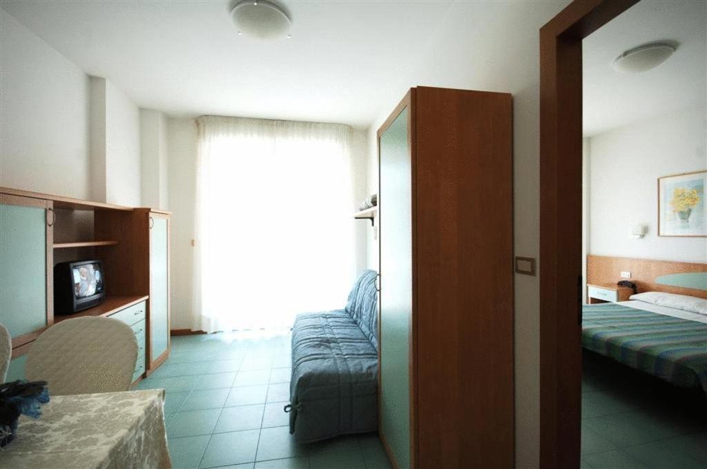 Triple Room,1554331063:JPEG