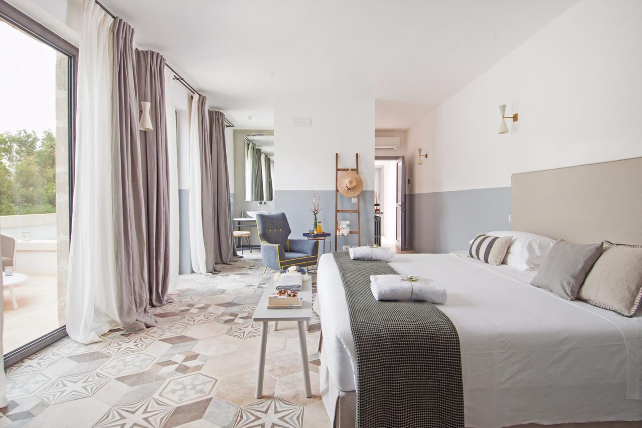 Junior Suite external Jacuzzi,1260674683:JPEG