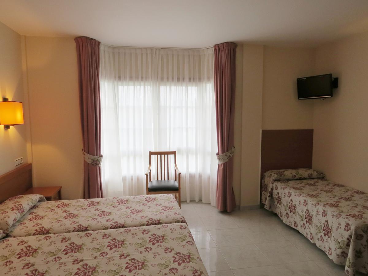 Triple Room,664498347:JPEG