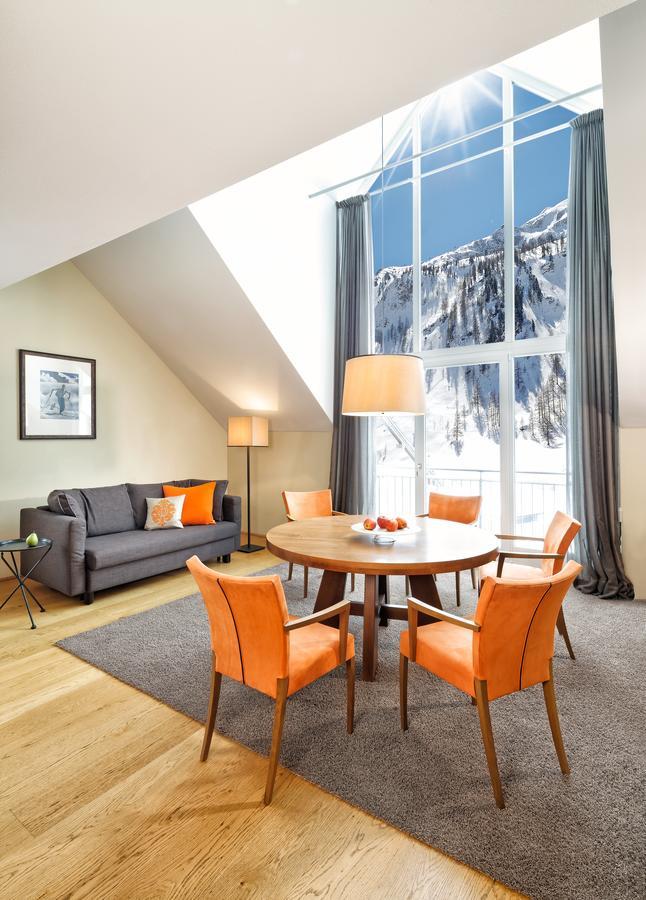 Deluxe Apartment