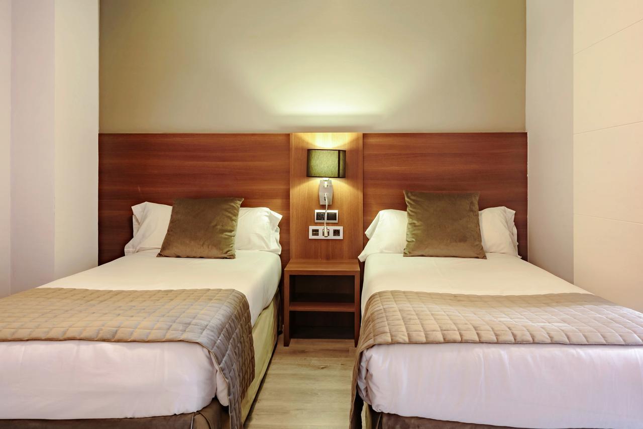 Double or Twin Room,1162472280:JPEG