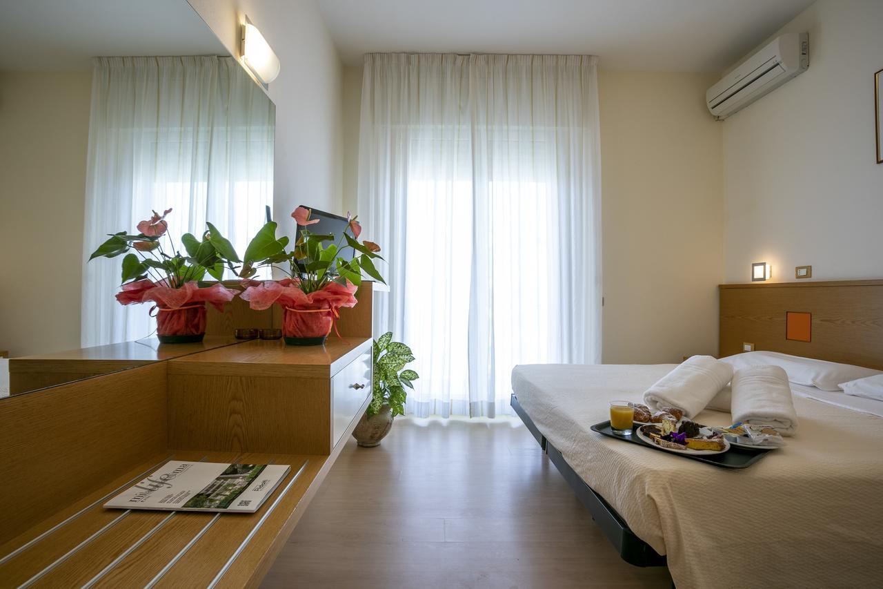 Standard Double or Twin Room Balcony,691316100:JPEG