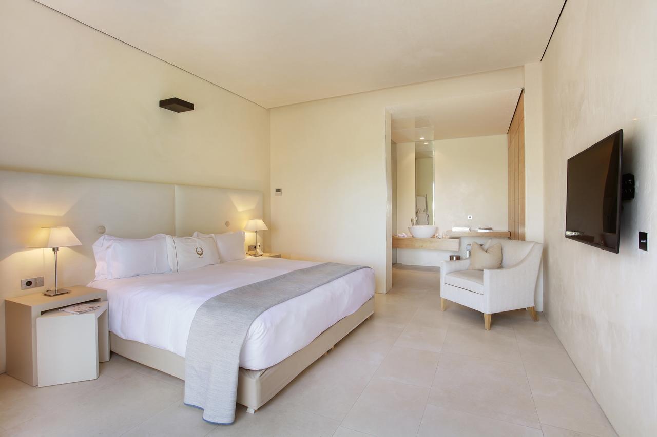 Luxury Suite,664904484:JPEG