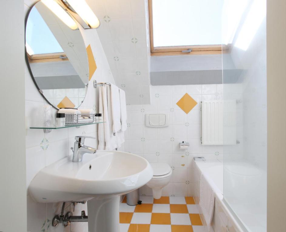 Duplex Apartment,139760241:JPEG