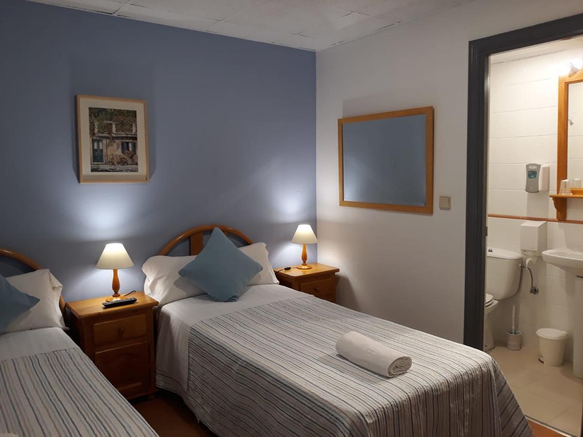 Twin Room,1174214733:JPEG
