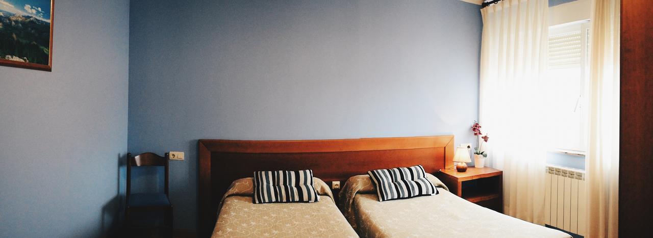 Double or Twin Room Sea View