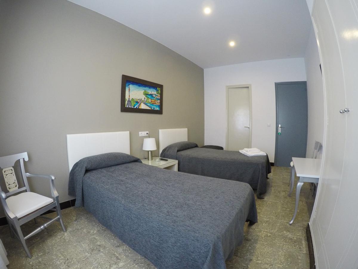 Standard Double or Twin Room,665183016:JPEG