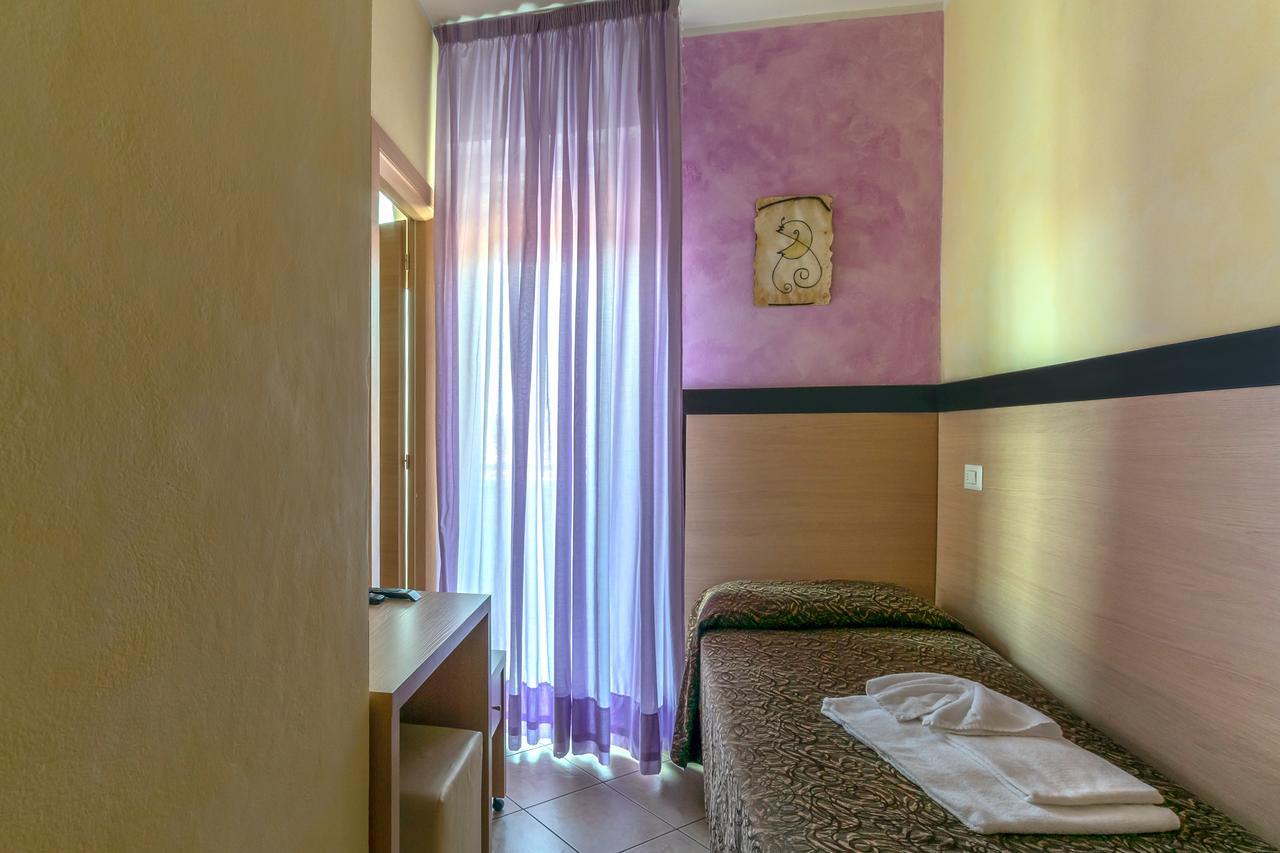 Single Room Balcony
