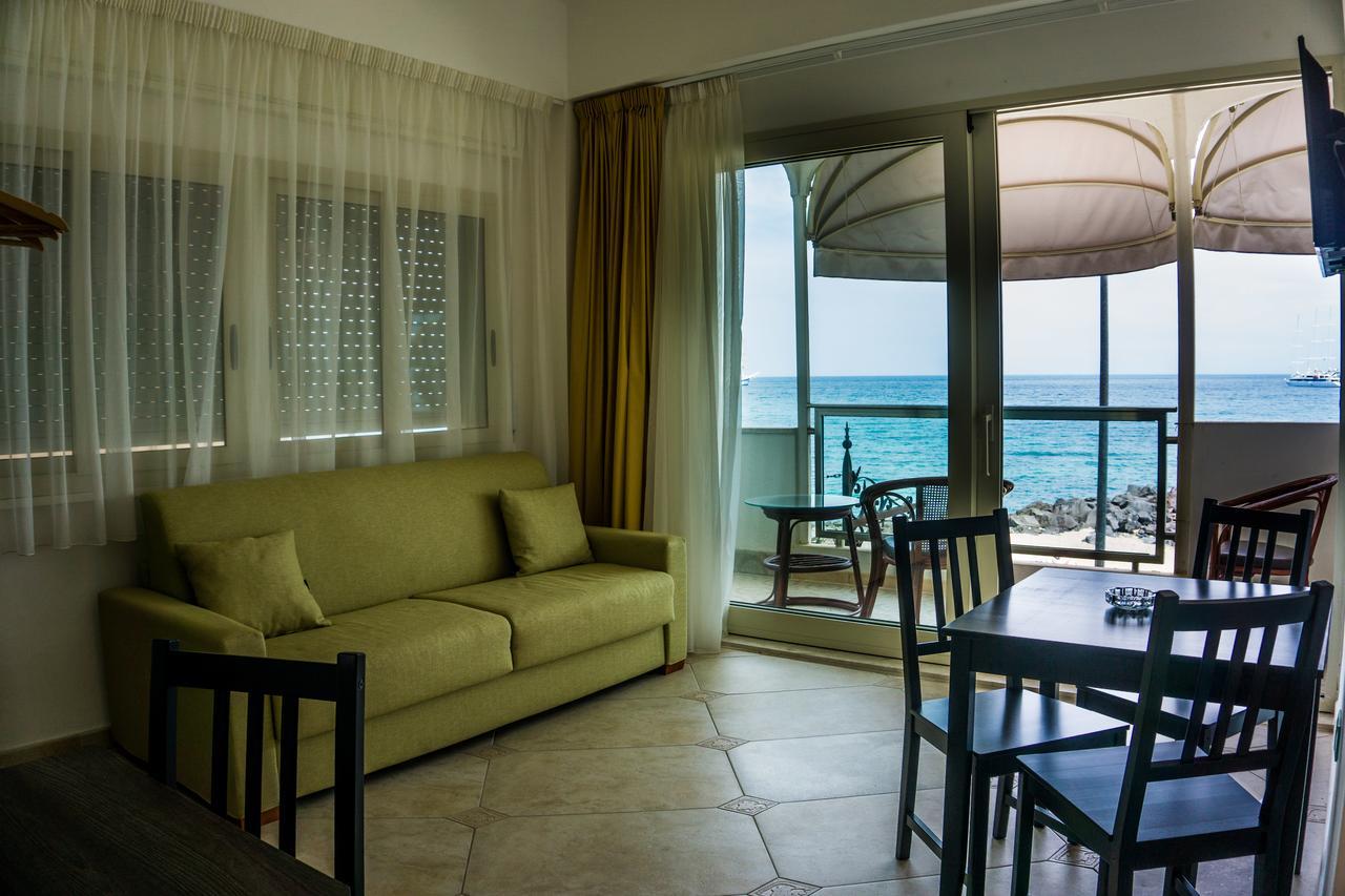 Apartment Sea View
