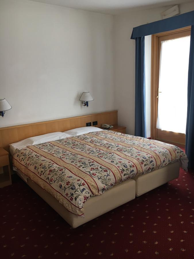 Triple Room Terrace Kitchenette
