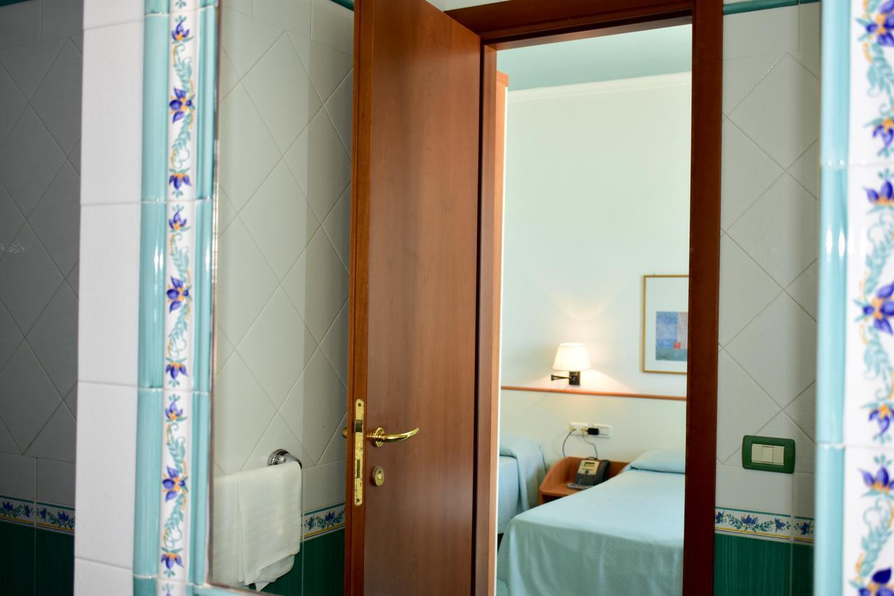 Triple Room Sea View,665802852:JPEG