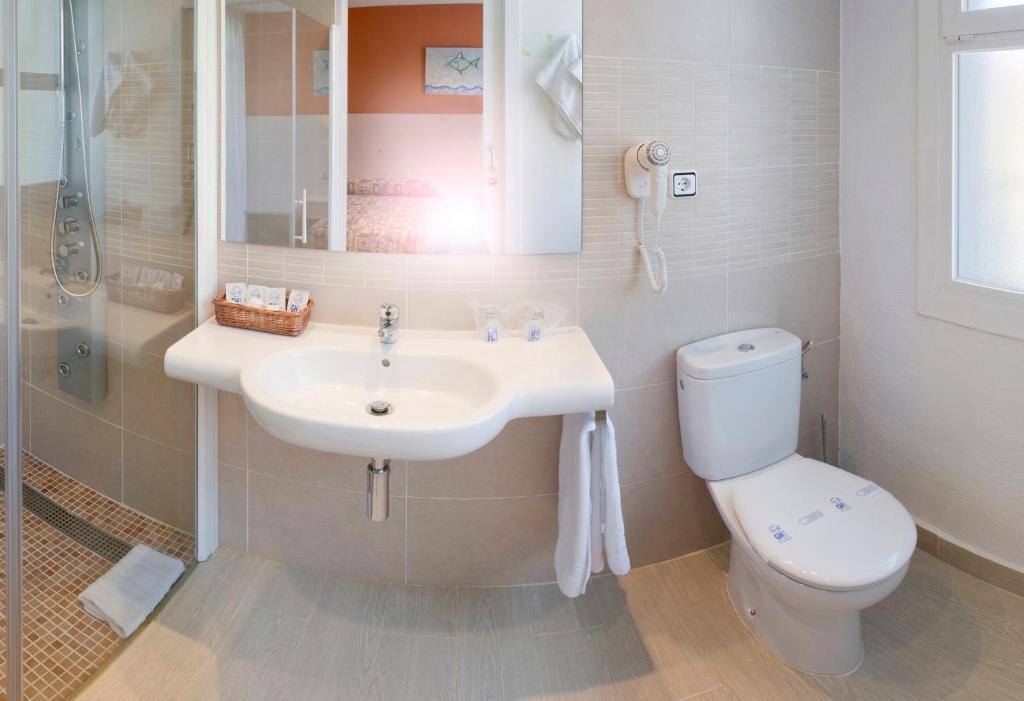 Double or Twin Room Balcony,1549779643:JPEG